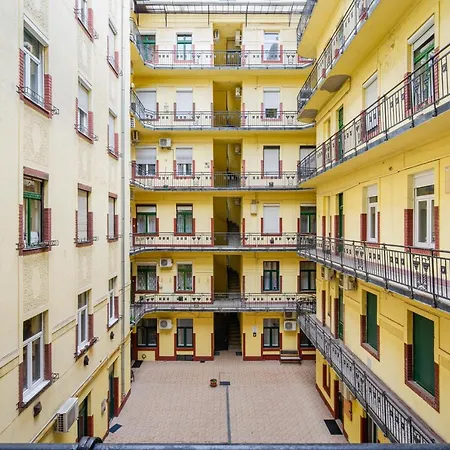 Apartment Lighthouse
